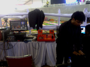 हाई-फाई साउंड सिस्टम 