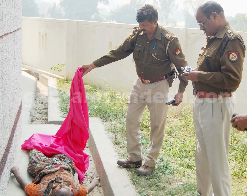 पोस्टमार्टम हाउस पर रखे शव का फाइल फोटो। 