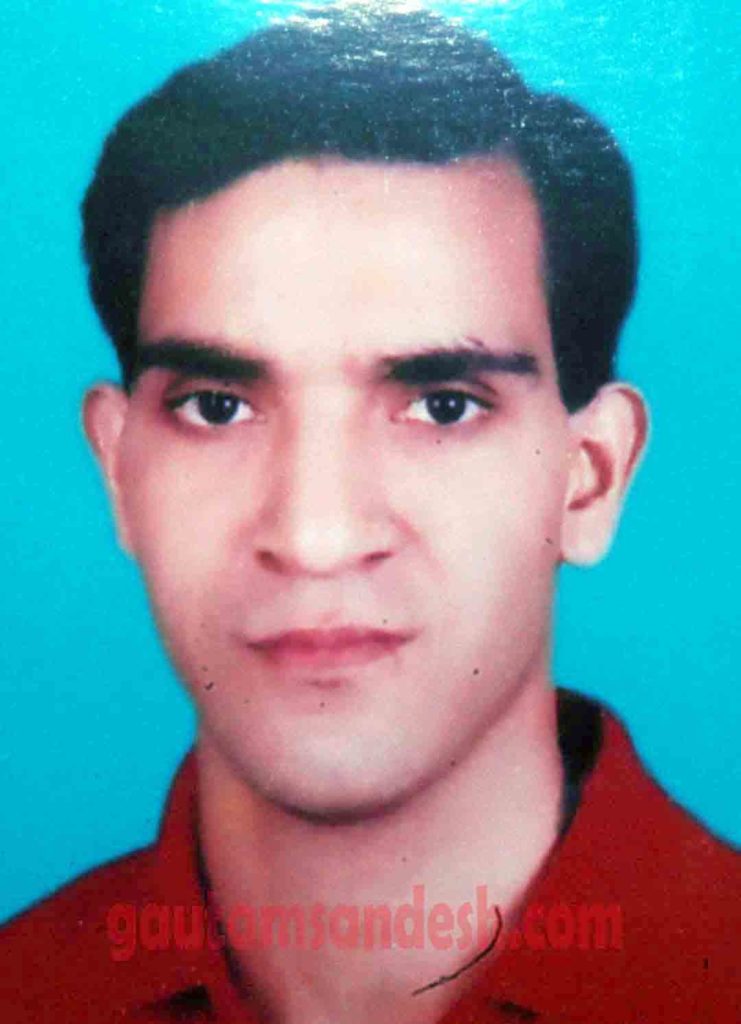 पुलिस की फर्जी मुठभेड़ में मारे गये मुकुल का फाइल फोटो। 