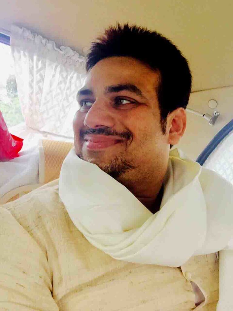 डीसीबी के चेयरमैन ब्रजेश यादव